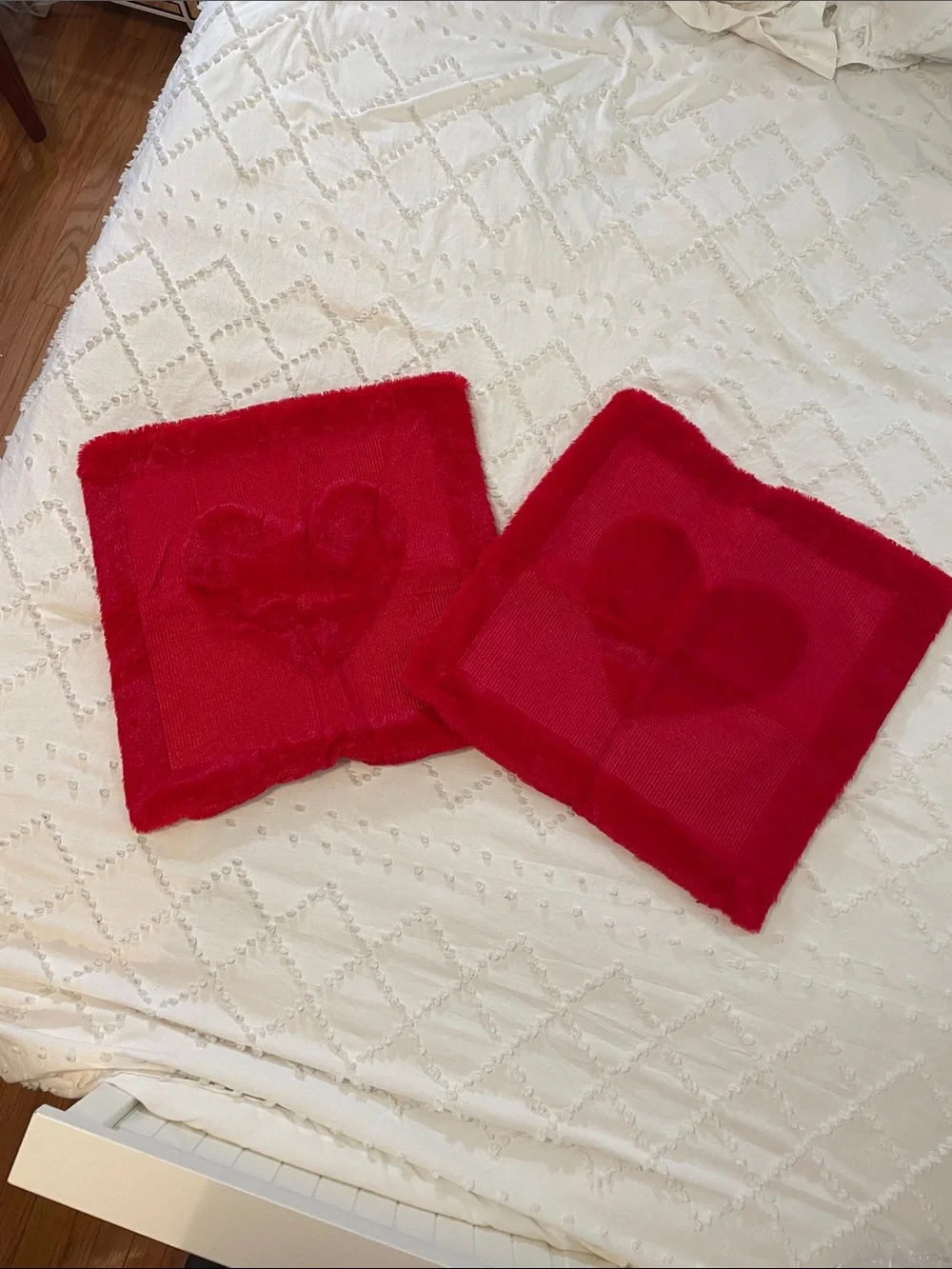 Red Heart textured Pillow Covers - Set of 2 new